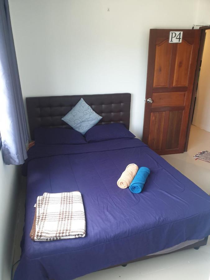P & T Hostel 방 락 외부 사진